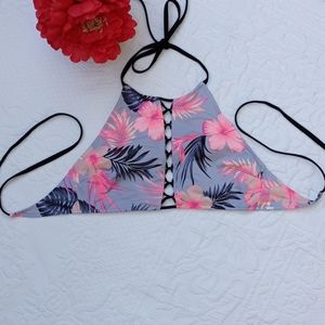 Pink Victoria's Secret Swim Top 👙 / Size L.